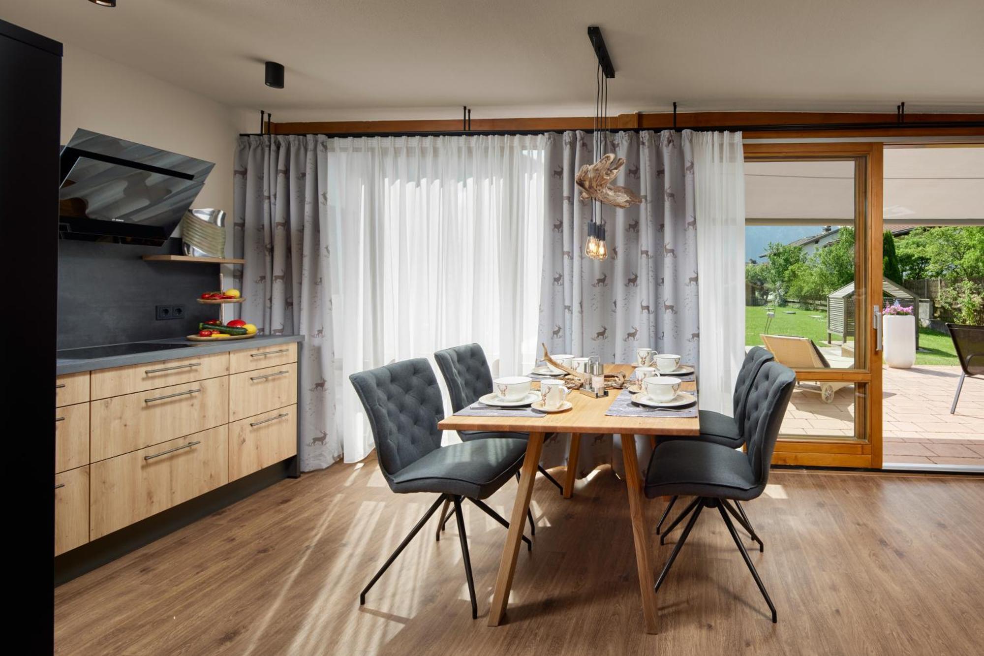 Maximilian Appartements Швангау Экстерьер фото